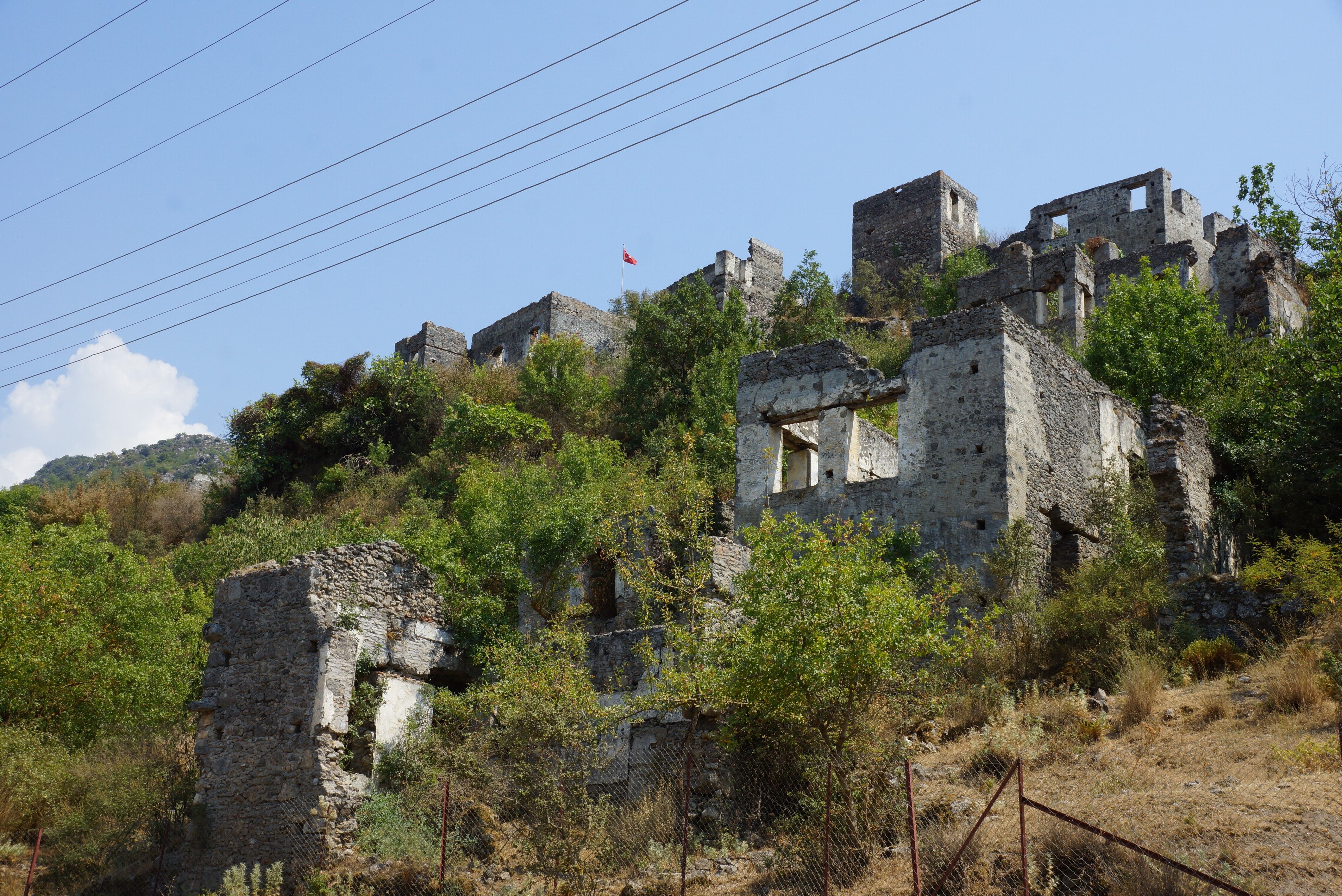 Fethiye’de Hayalet Köy, Tarihin Kalbinde Atmaya Devam Ediyor