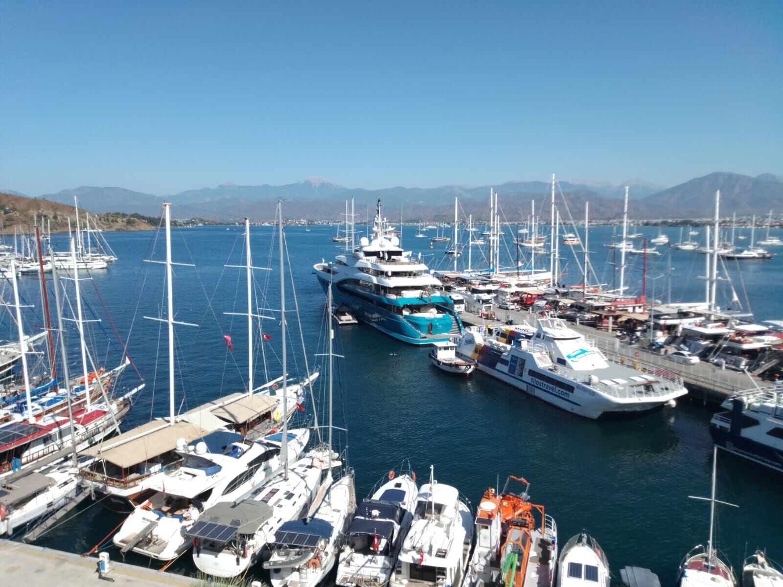 Hintli Milyarderin Mega Yatı, Fethiye’de 260 Ton Yakıt Aldı