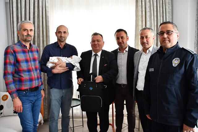 Fethiye Belediyesi ‘Hoşgeldin Bebek’ Projesi ile 1800 Aileye Ulaşıldı