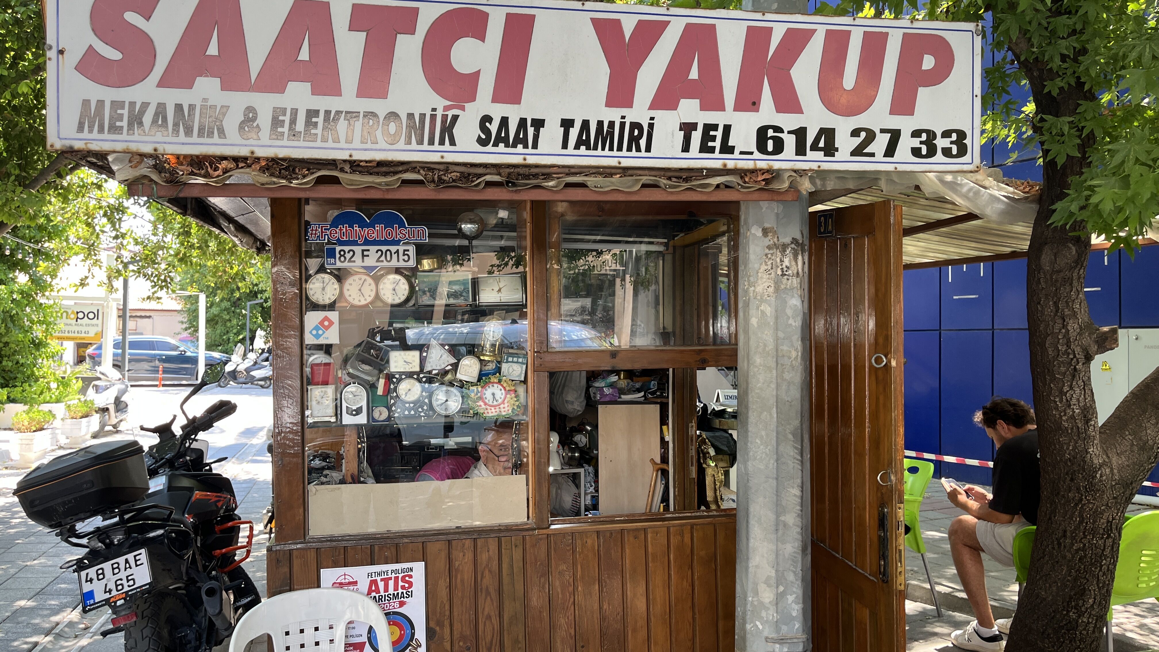 Fethiye'nin Zaman Ustası, 56 Yıldır Saatlere Hayat Veriyor
