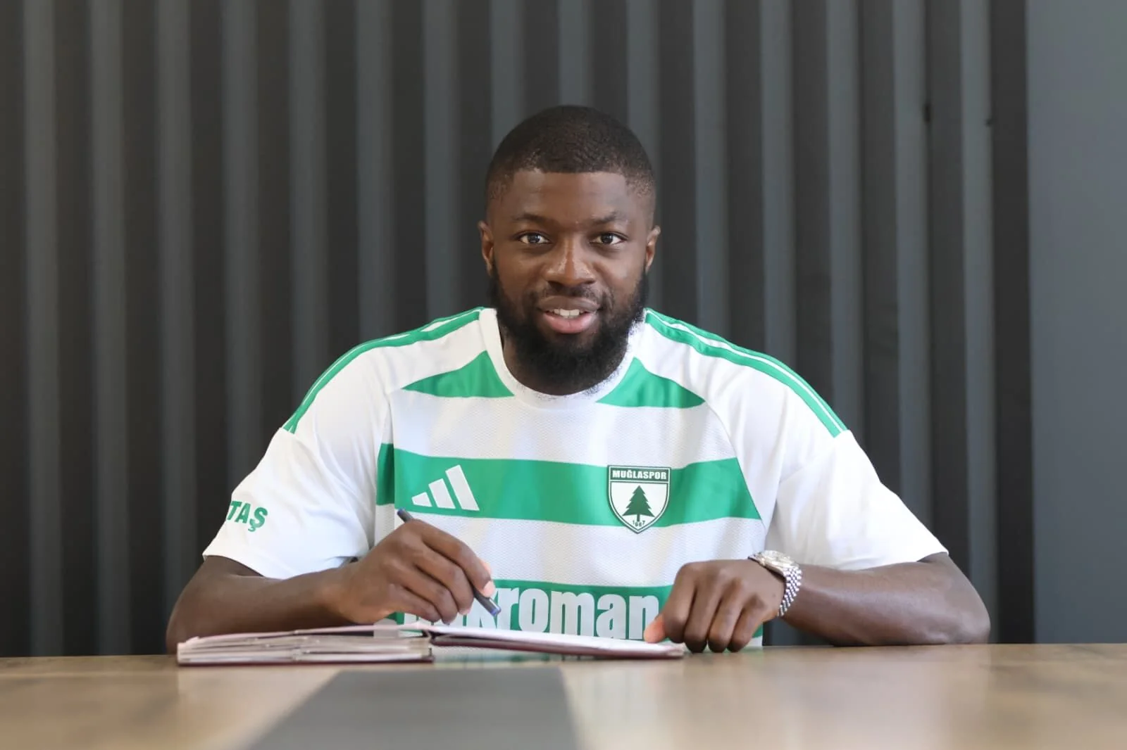 Ibrahim Sıssoko Muğlaspor’da
