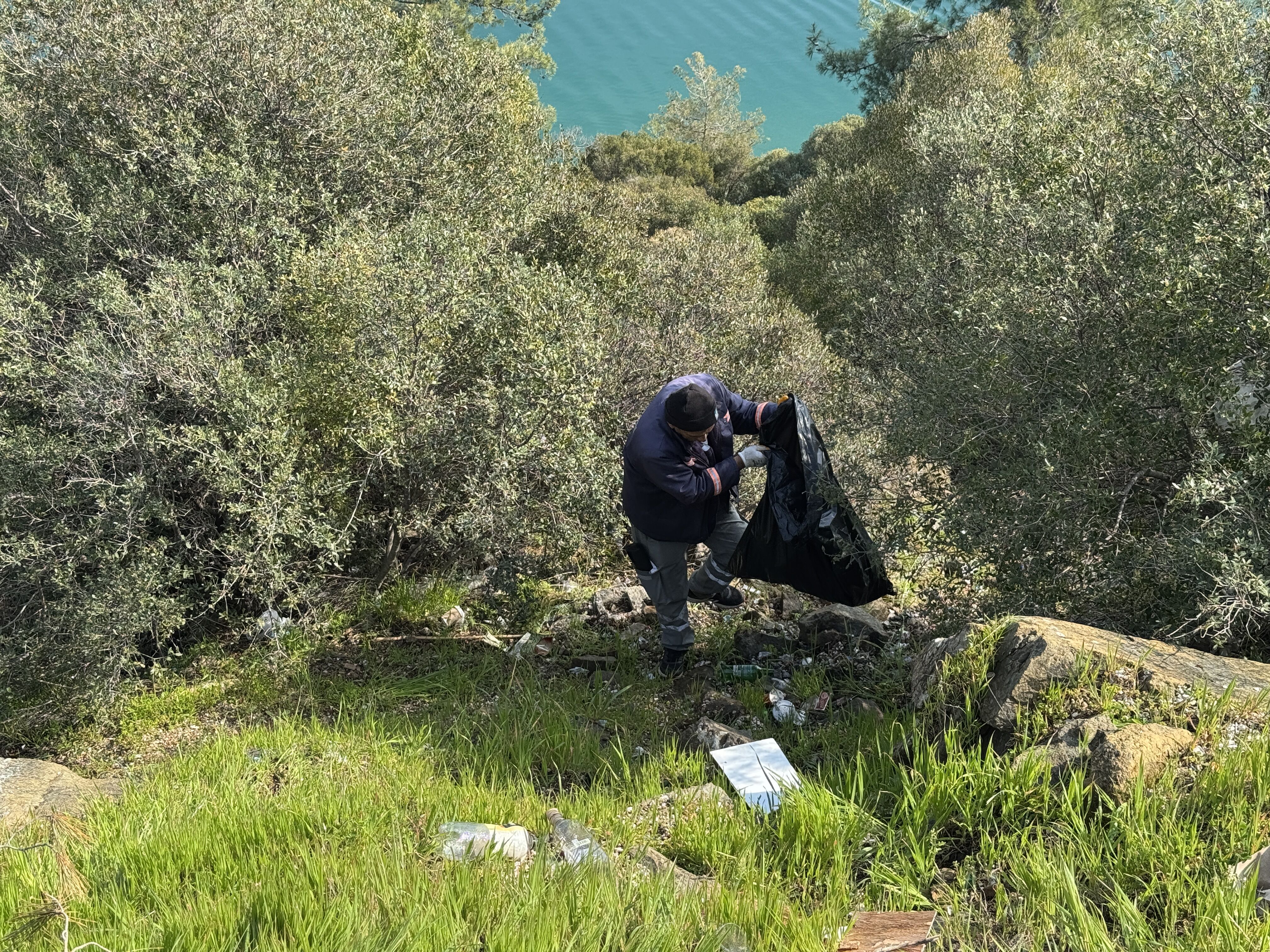Fethiye Yarımada’da Çevre Temizliği: Çevreye Duyarlılık Çağrısı ve Cezai Önlemler