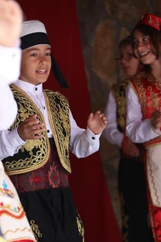 Yunus Nadi İlkokulu Öğrencilerinden 23 Nisan Gösterisi