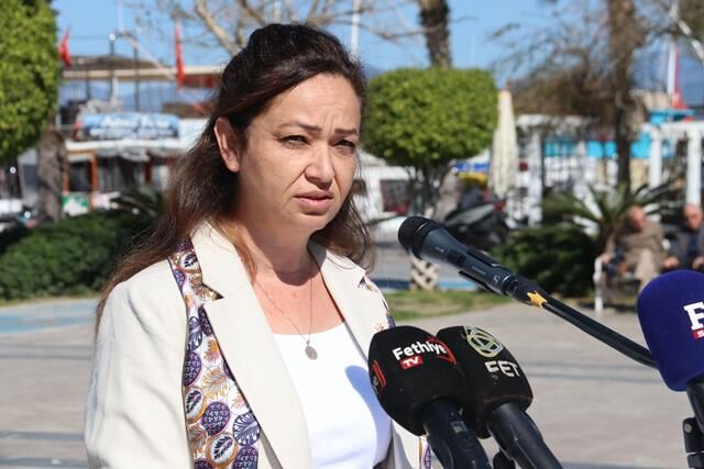 Fethiye’de Kadınlar, Gününü Oynayarak Kutladı