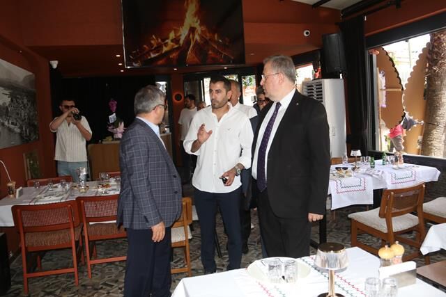 Fethiye’de 10 Masa Meyhane Açıldı