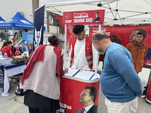 Üzümlü Festivali’nde İmamoğlu İçin İmza Kampanyası