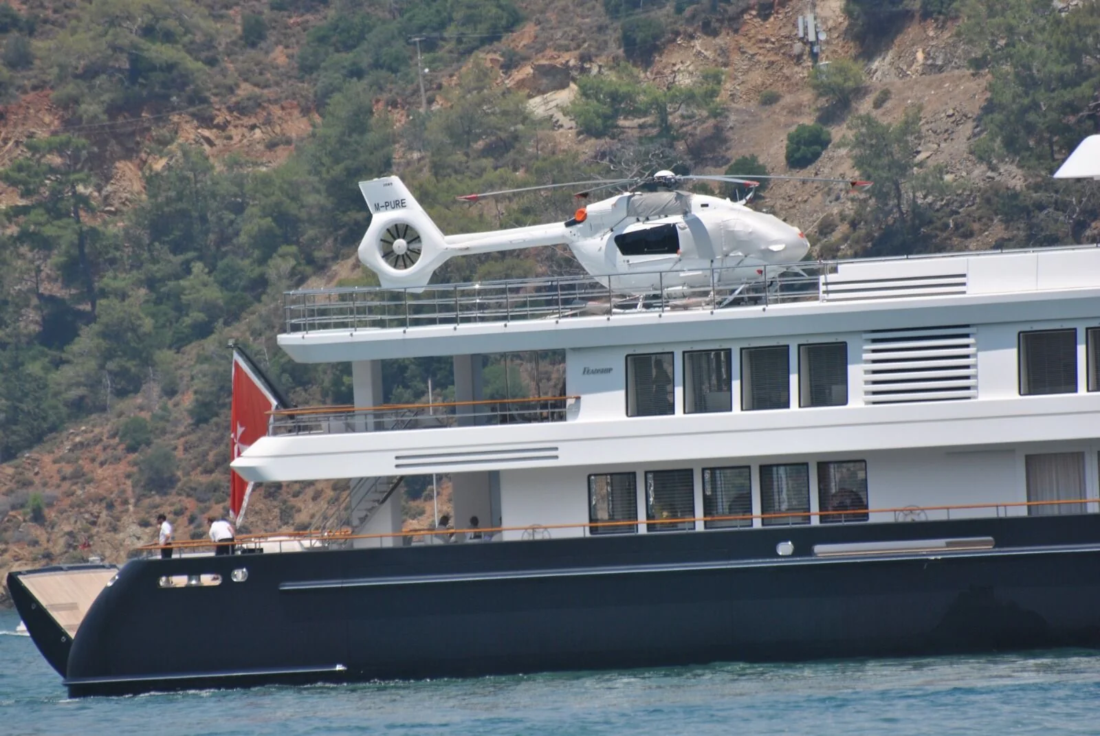 İtalyan Milyarderin Helikopterli Lüks Yatı Air Fethiye’de