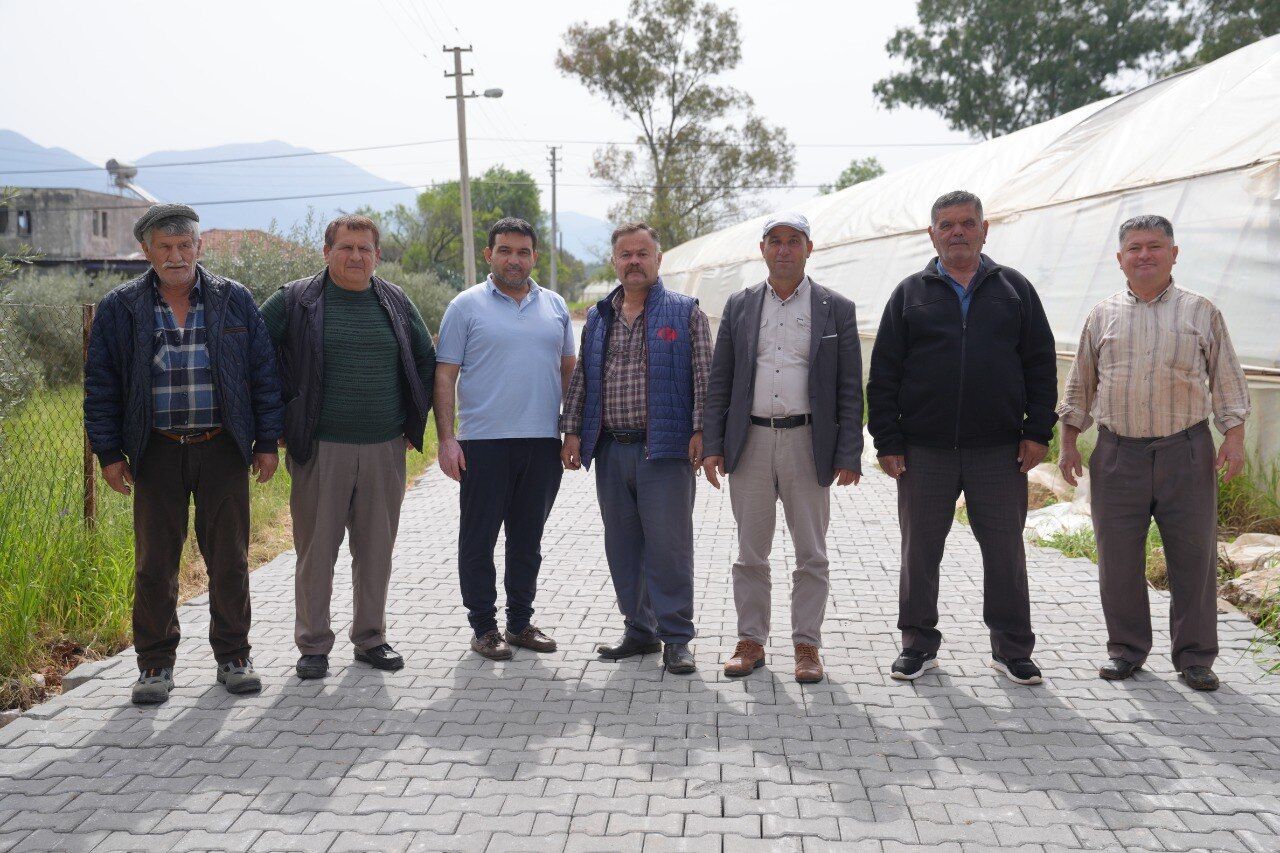 İzzettin Mahallesi’nden Başkan Akdenizli’ye Teşekkür