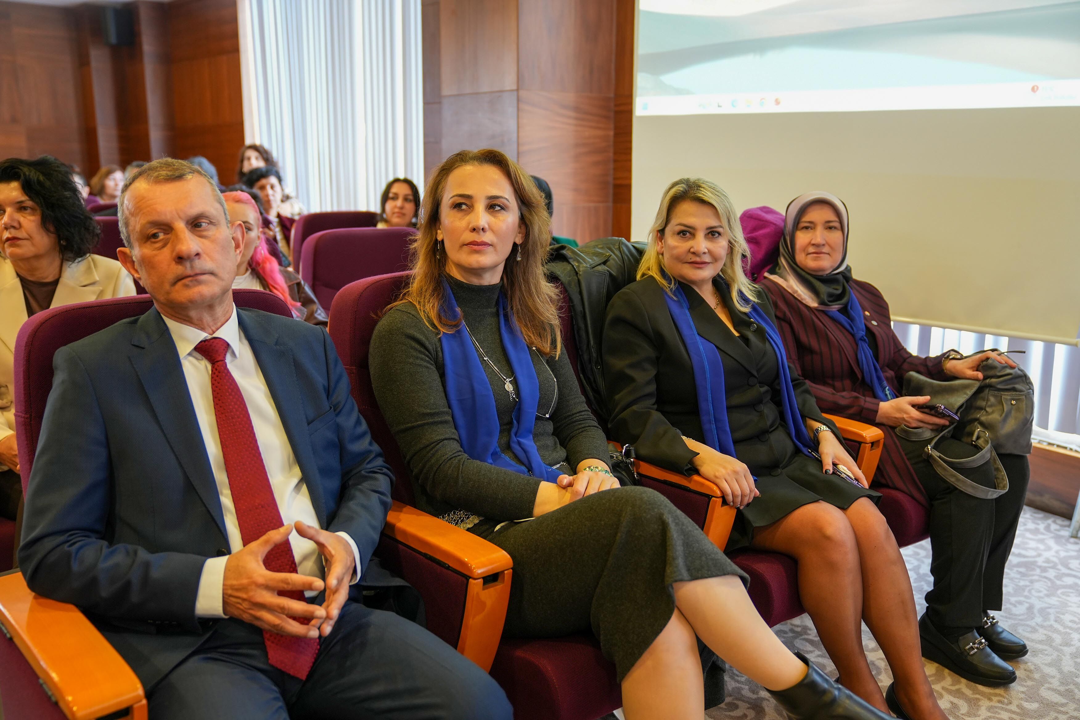 Kadın Üreticiler “Tarımda Kadın Eli” Çalıştayın’da Buluştu