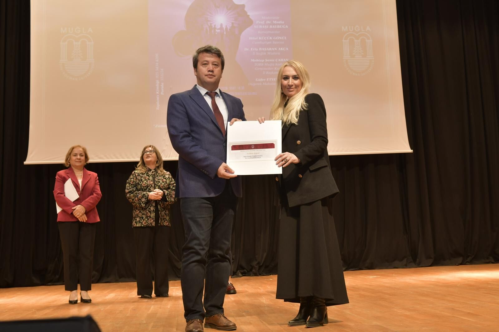 Kadının Eli Toplumun Gücü: ‘’İlham Veren Kadınlar”