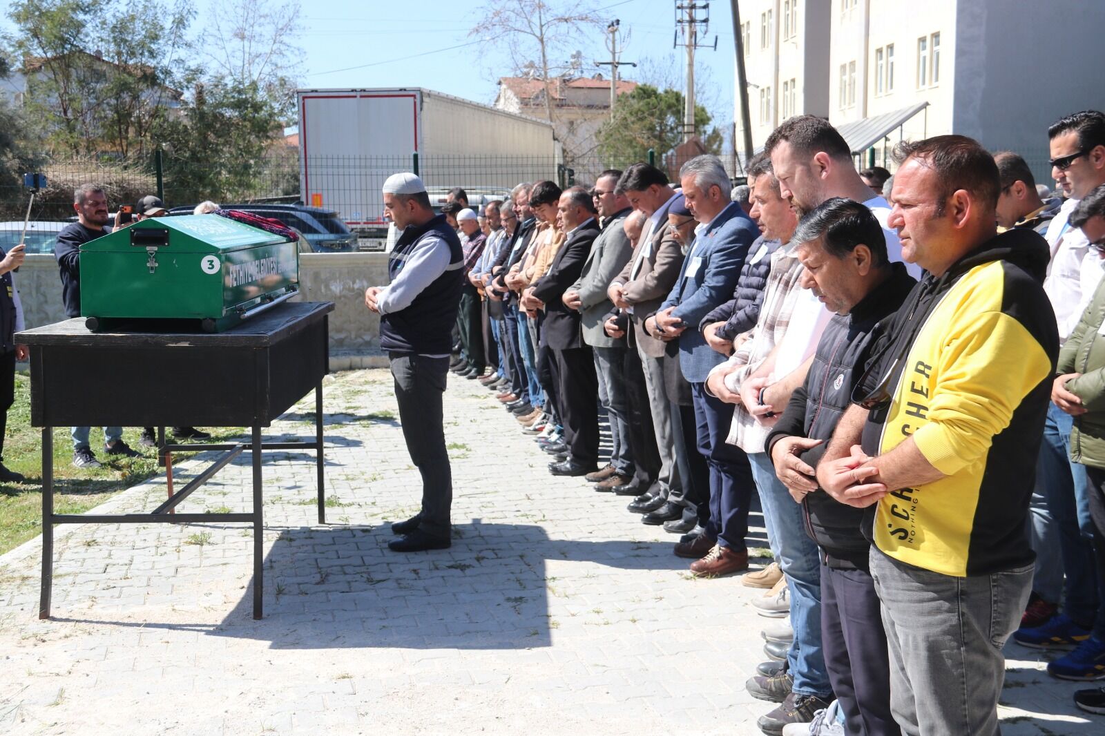 Kadınlar Günü’nde Katledilen Sermin Tombak Fethiye’de Toprağa Verildi