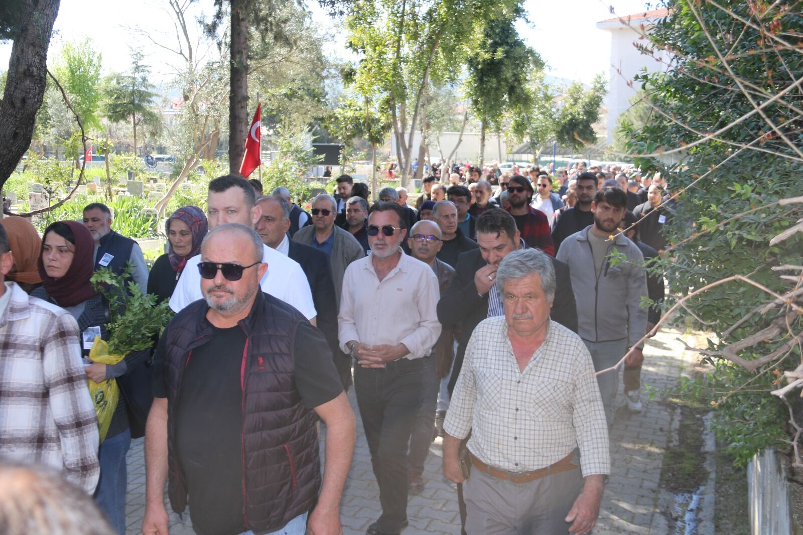 Kadınlar Günü’nde Katledilen Sermin Tombak Fethiye’de Toprağa Verildi