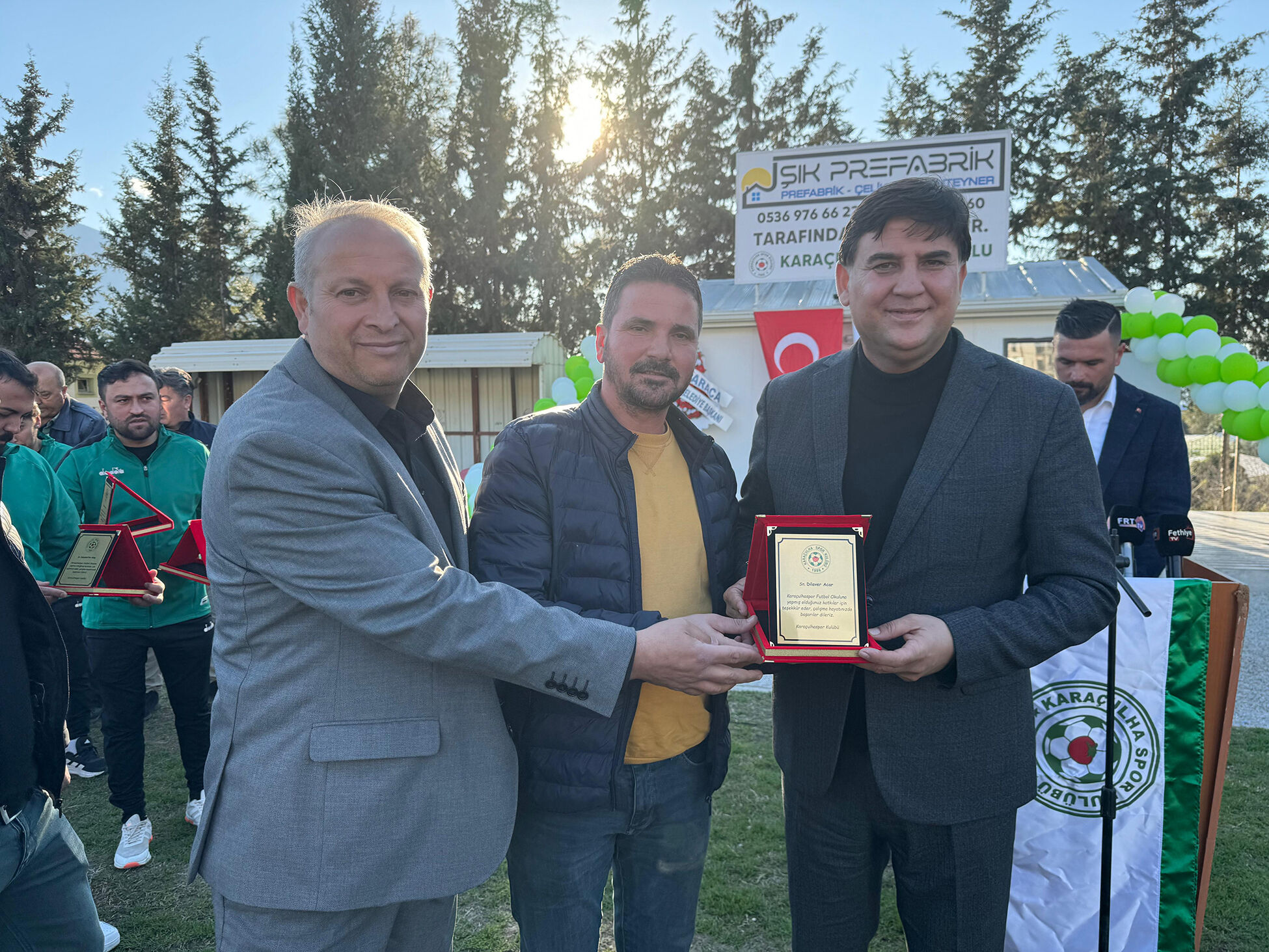 Karaçulha Futbol Okulu Coşkuyla Açıldı