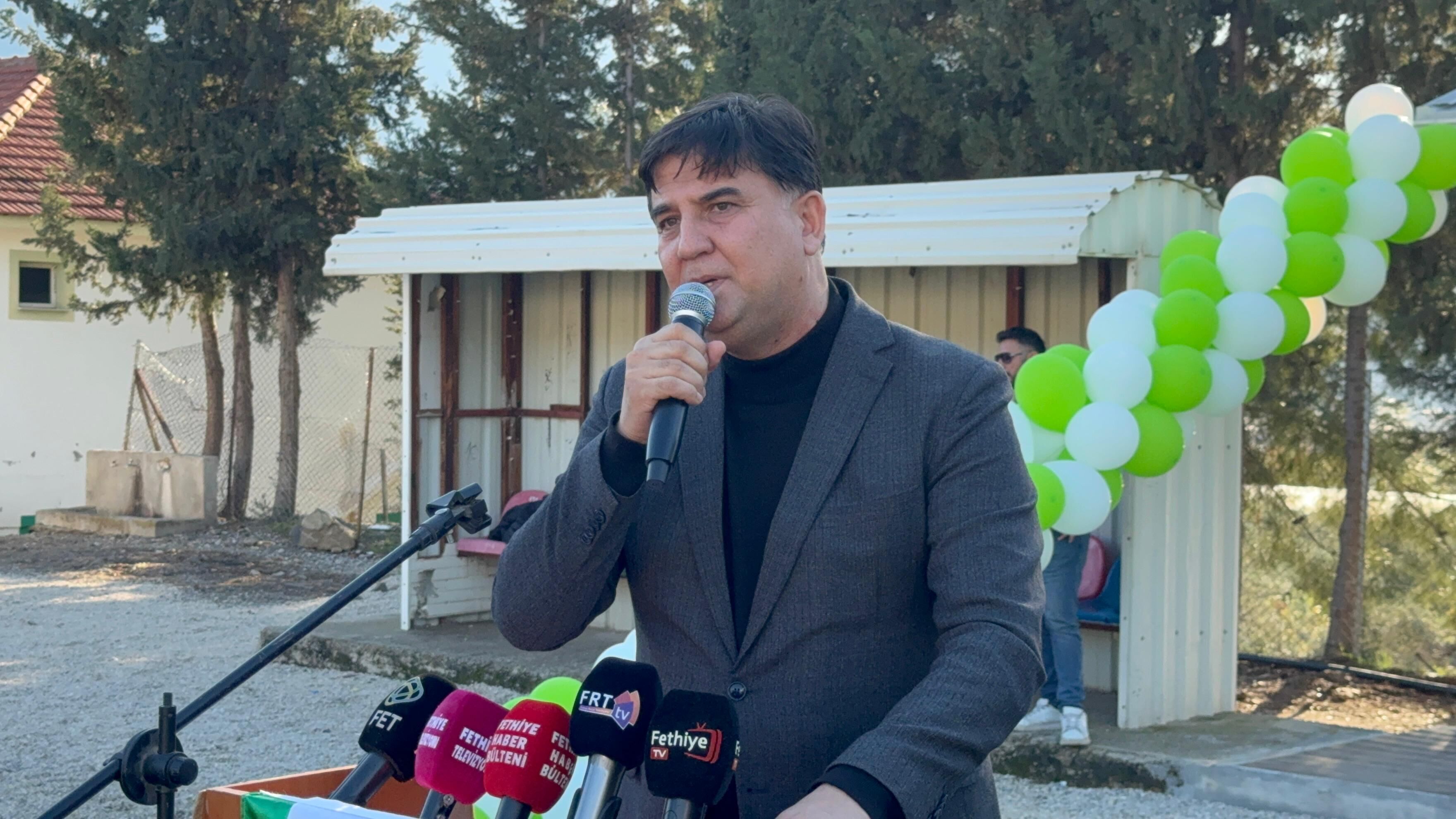 Karaçulha Futbol Okulu Coşkuyla Açıldı