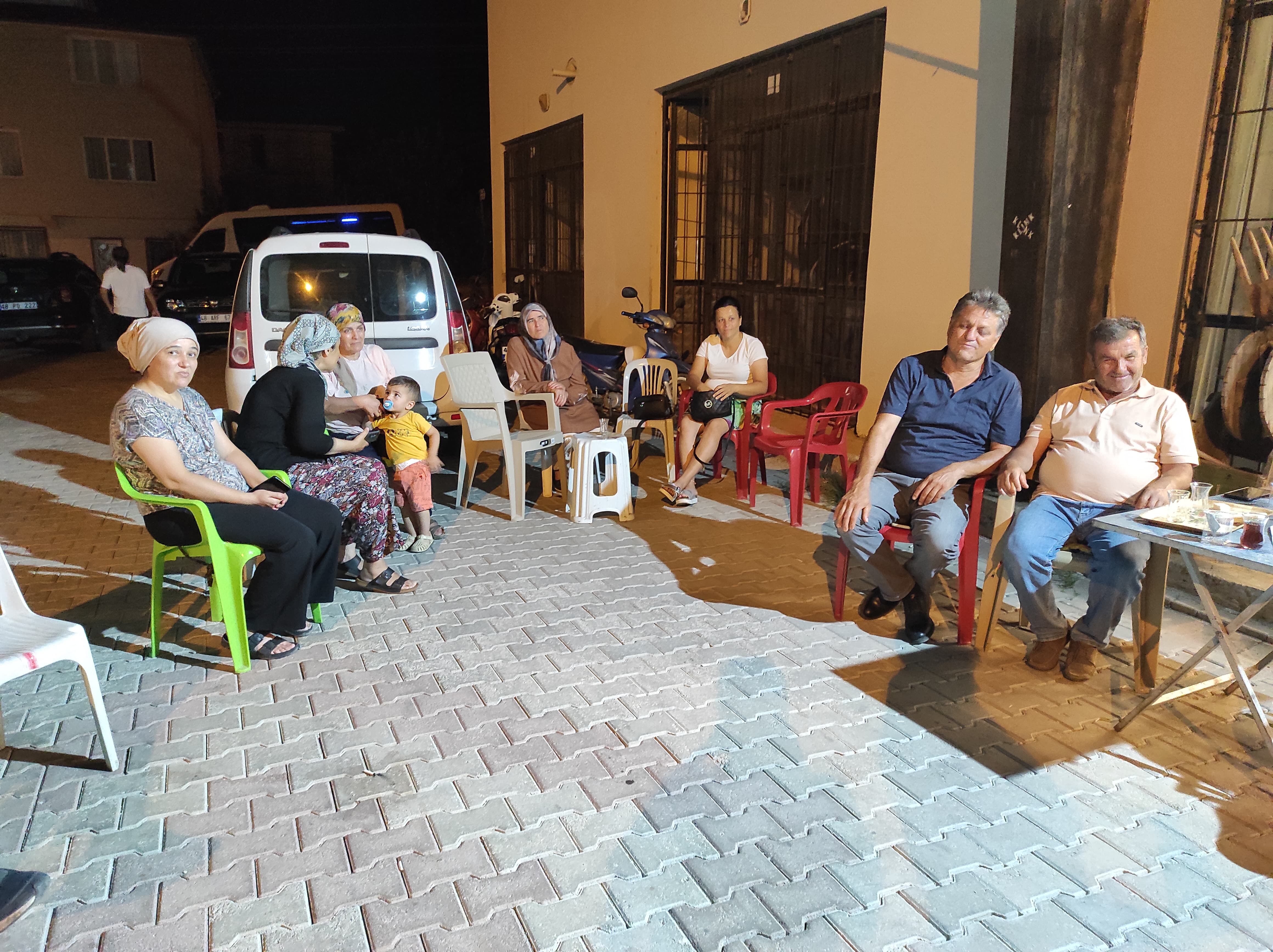 Karaçulha Gönüllüler Derneği Başkanı Halil Hancı, Güven Tazeledi