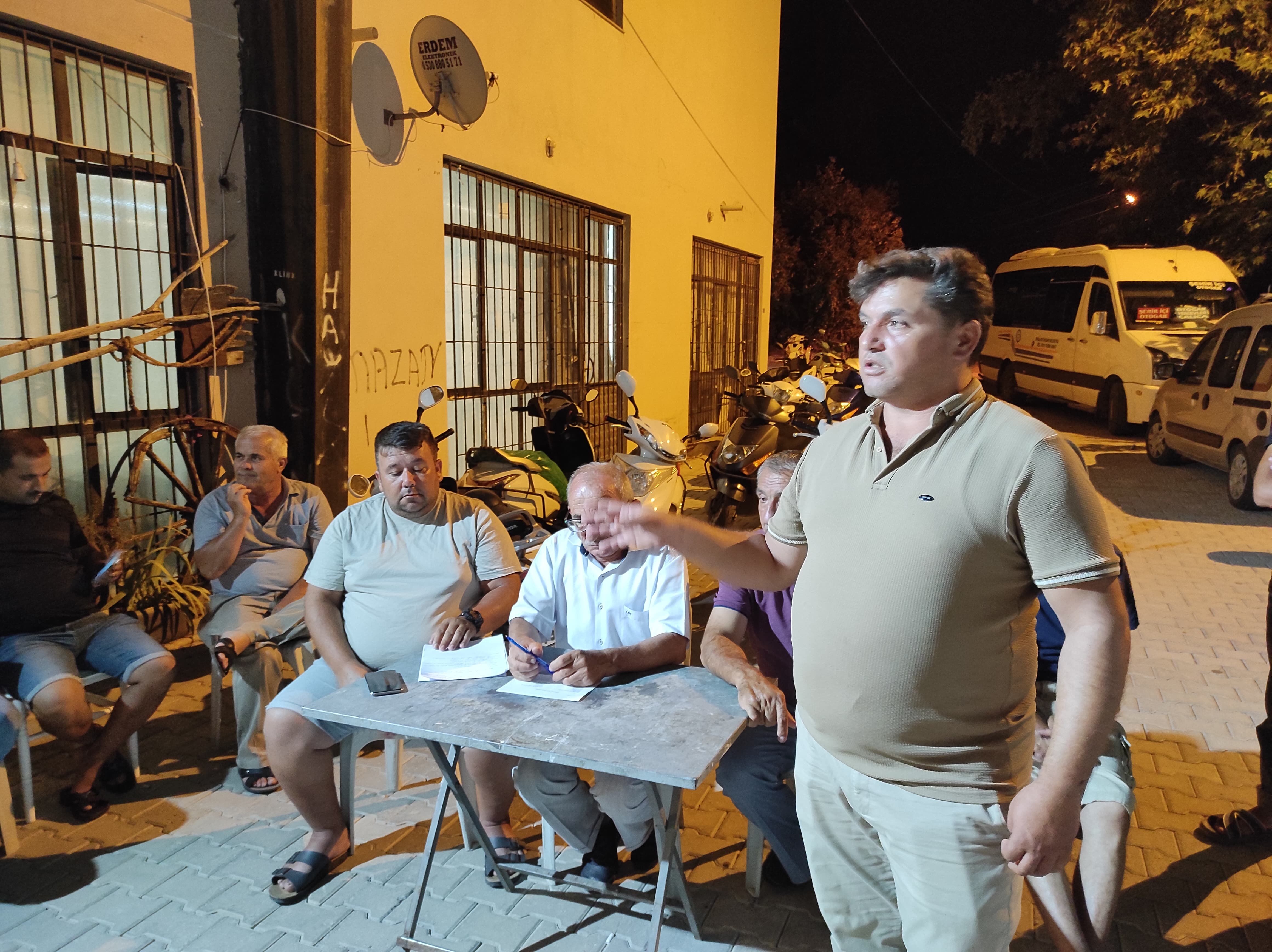 Karaçulha Gönüllüler Derneği Başkanı Halil Hancı, Güven Tazeledi