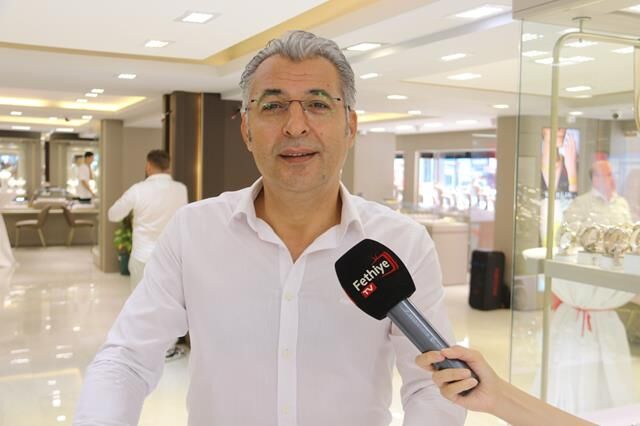 Karlık Kuyumculuk Yenilenen Yüzüyle Hizmete Başladı