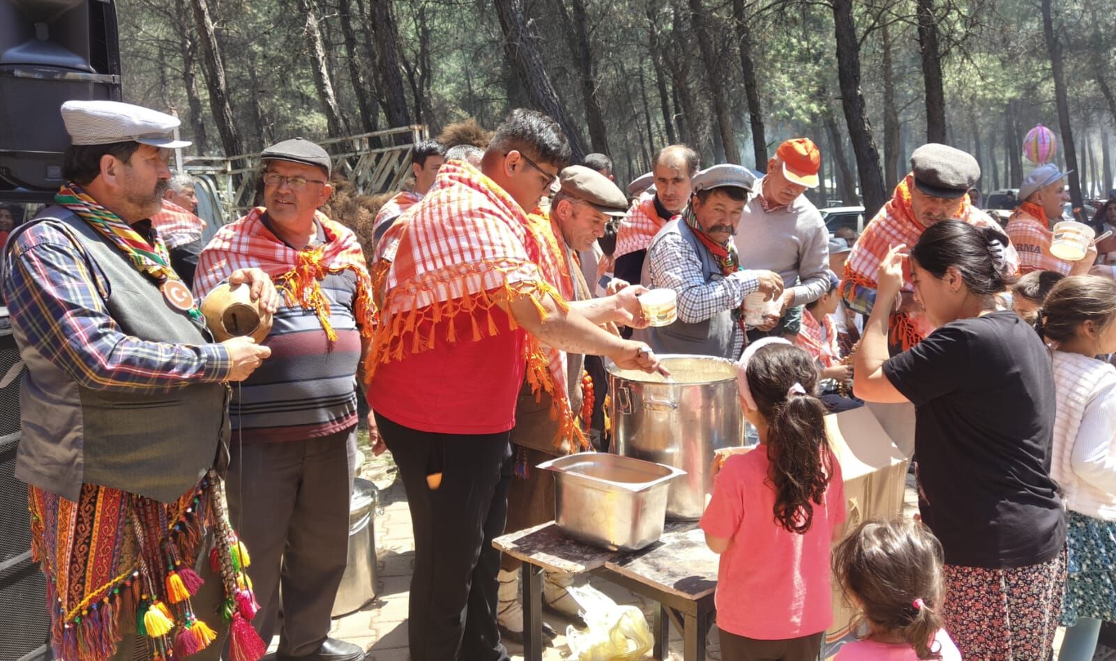 Kaş Kınık’ta Hıdırellez Coşkusu