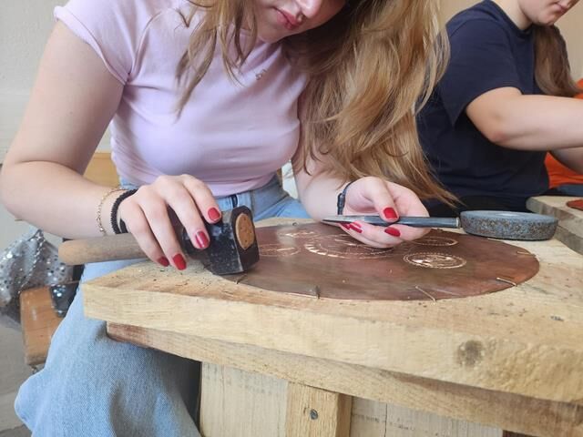 Kavaklıdere’de Bakırcılığa Kadın Eli Değdi