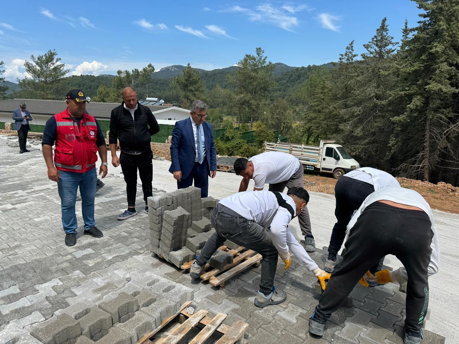 Kayaköy’ün Yol Sorunu Çözüldü