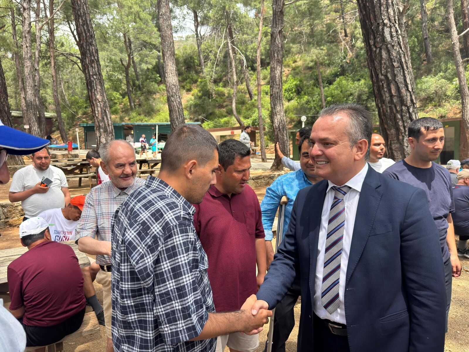 Kaymakam Akkaya, Özel Bireylerle Piknikte Bir Araya Geldi