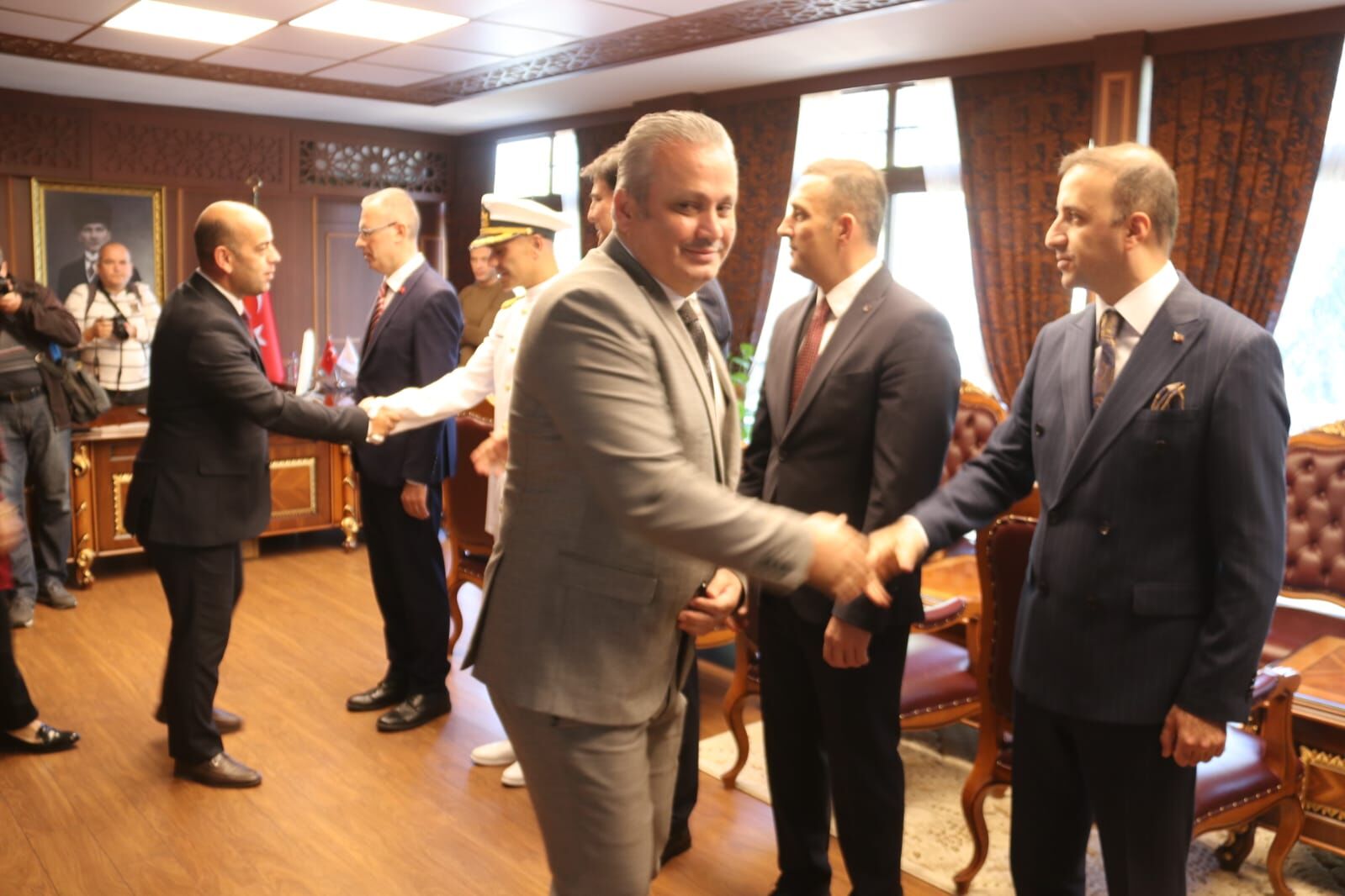 Kaymakam Ertaş, Tebrikleri Kabul Etti