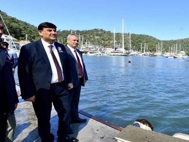 Kaymakam Ertaş ve Başkan Karaca Yangın Söndürme Çalışmalarını Takip Etti