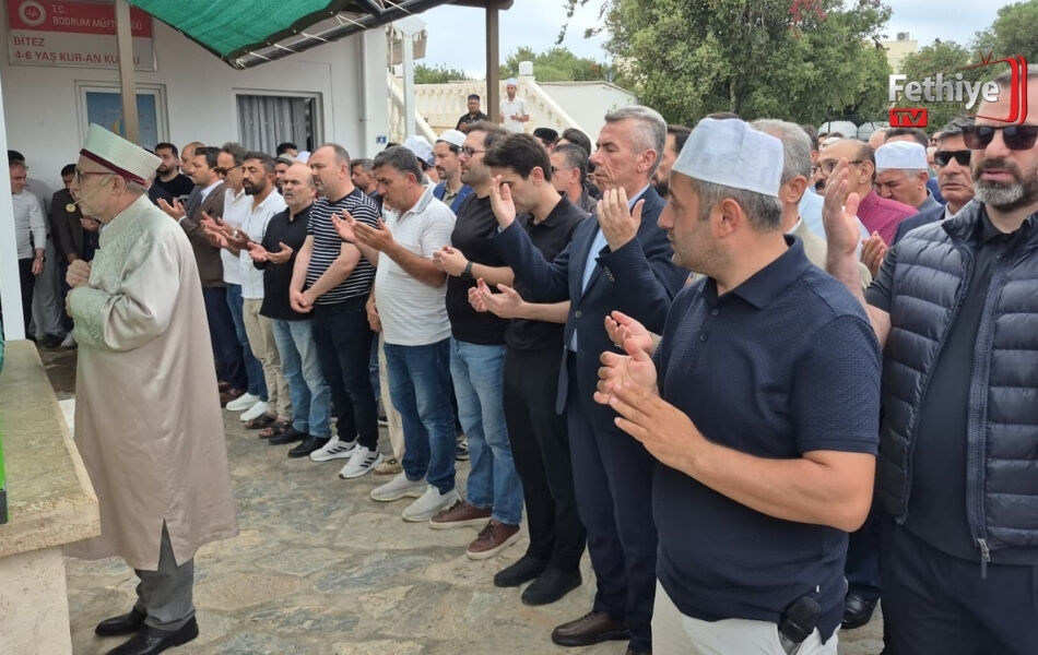 Motosikletin Çarpması Sonucu Hayatını Kaybeden İmam Son Yolculuğuna Uğurlandı