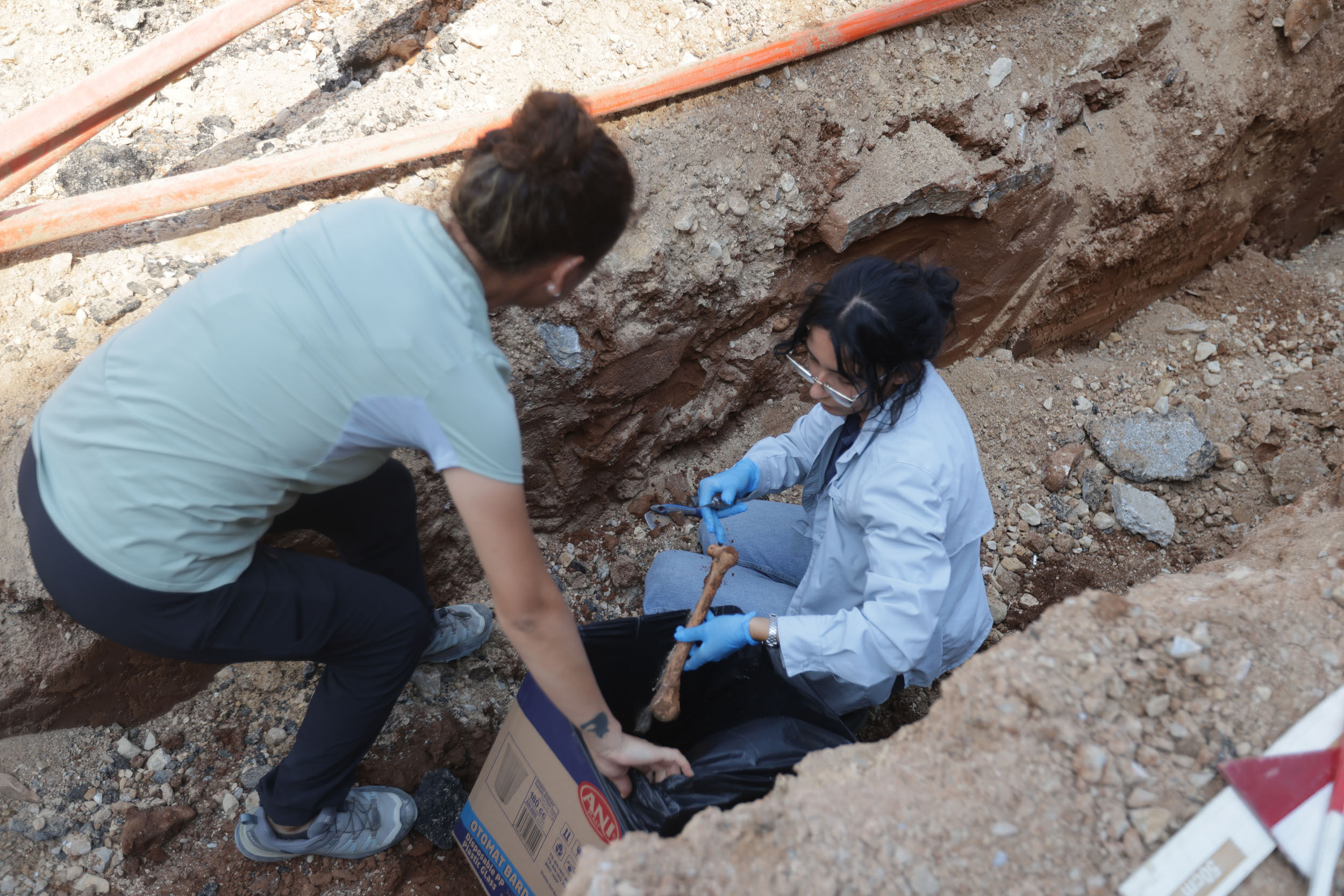 Kötekli’de Yol Kazısında Mezar Buluntuları Ortaya Çıktı