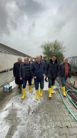 Kumluova’da Hortum, Fırtına Ve Dolu Seraları Vurdu