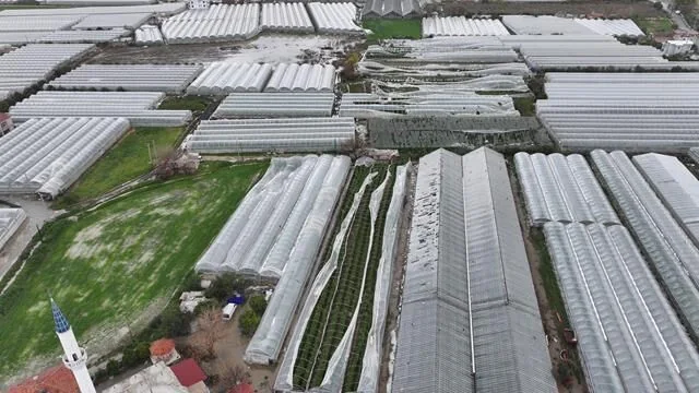 Kumluova’da Hortum, Fırtına Ve Dolu Seraları Vurdu