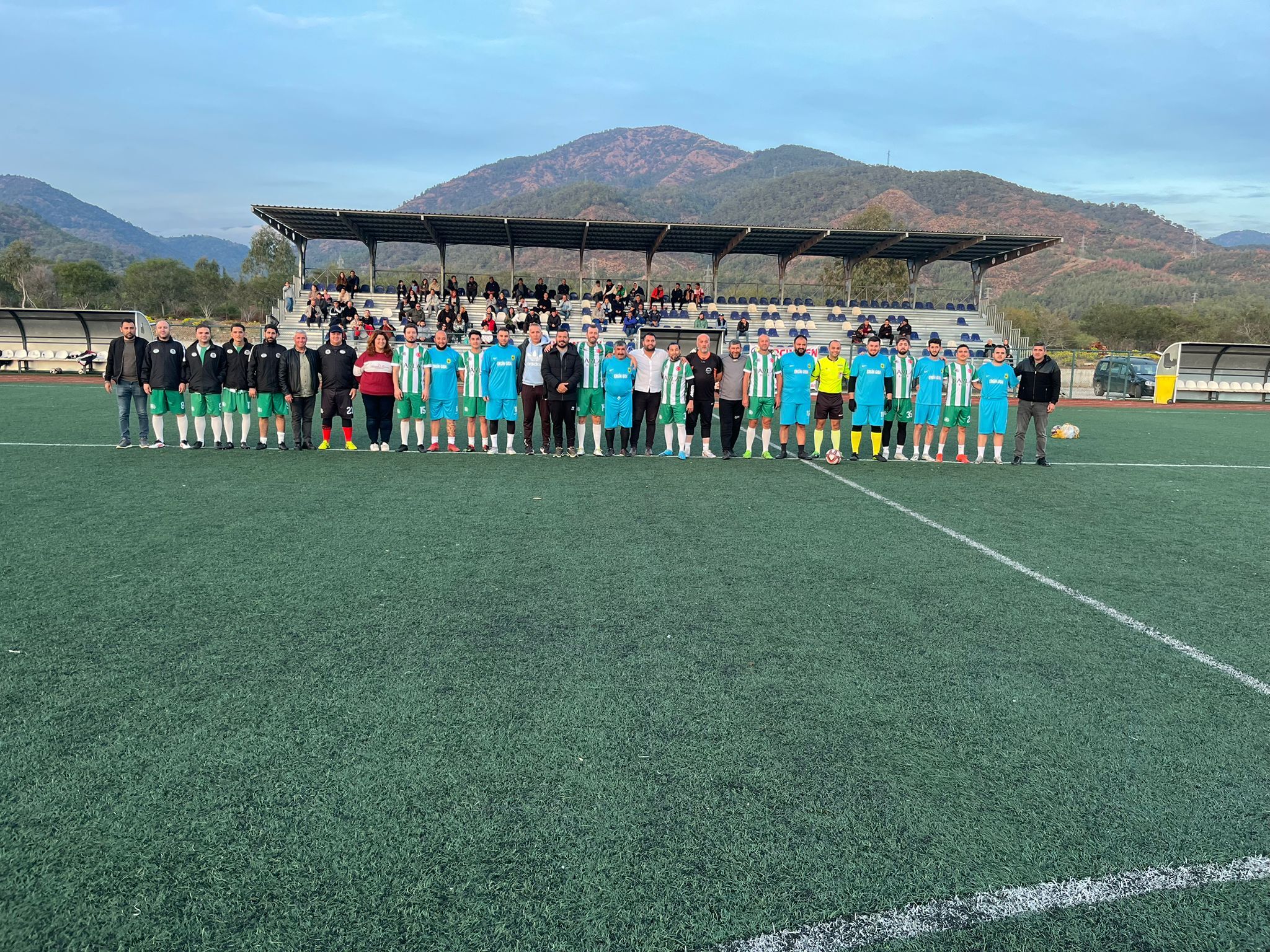 Ölüdeniz Mahallesi Takımından Anlamlı Pankart