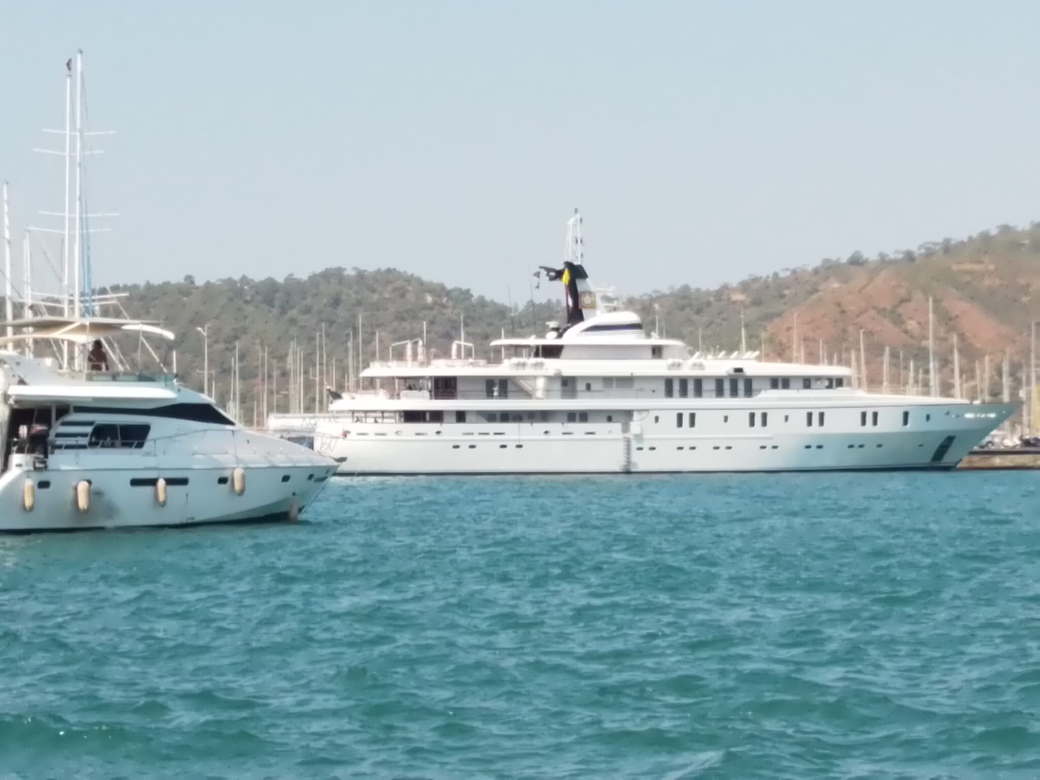 Megayat White Rose, Fethiye'den 100 Ton Yakıt Aldı