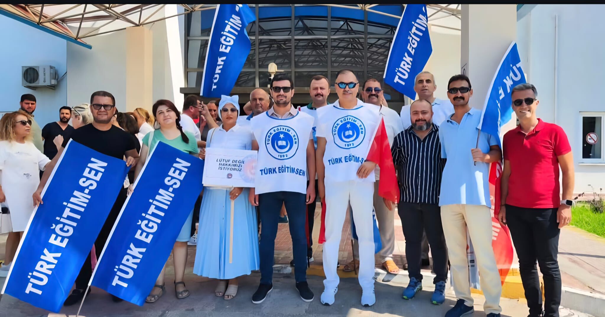 Memurların Bir Bölümü Zam Teklifine Karşı Fethiye’de de İş Bıraktı
