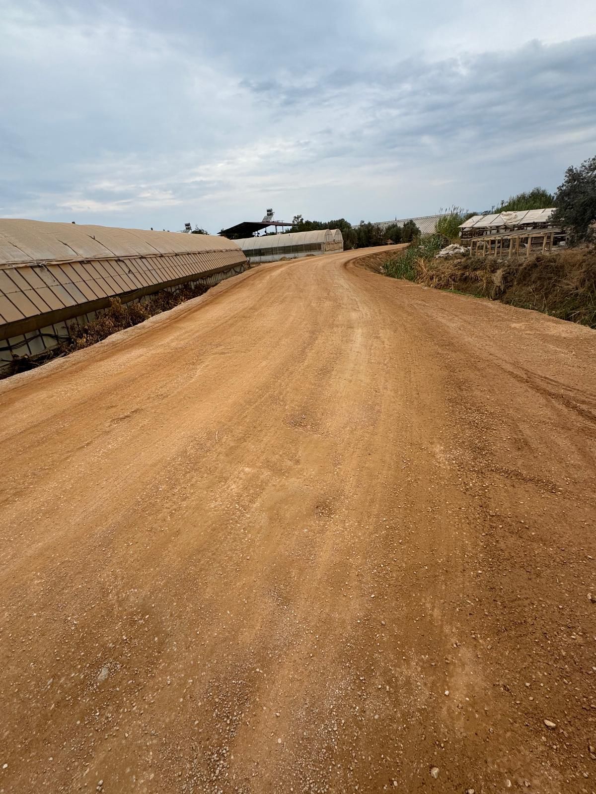 Menteşeoğlu Mahallesi’nde Yol Genişletme Ve Asfalt Çalışması