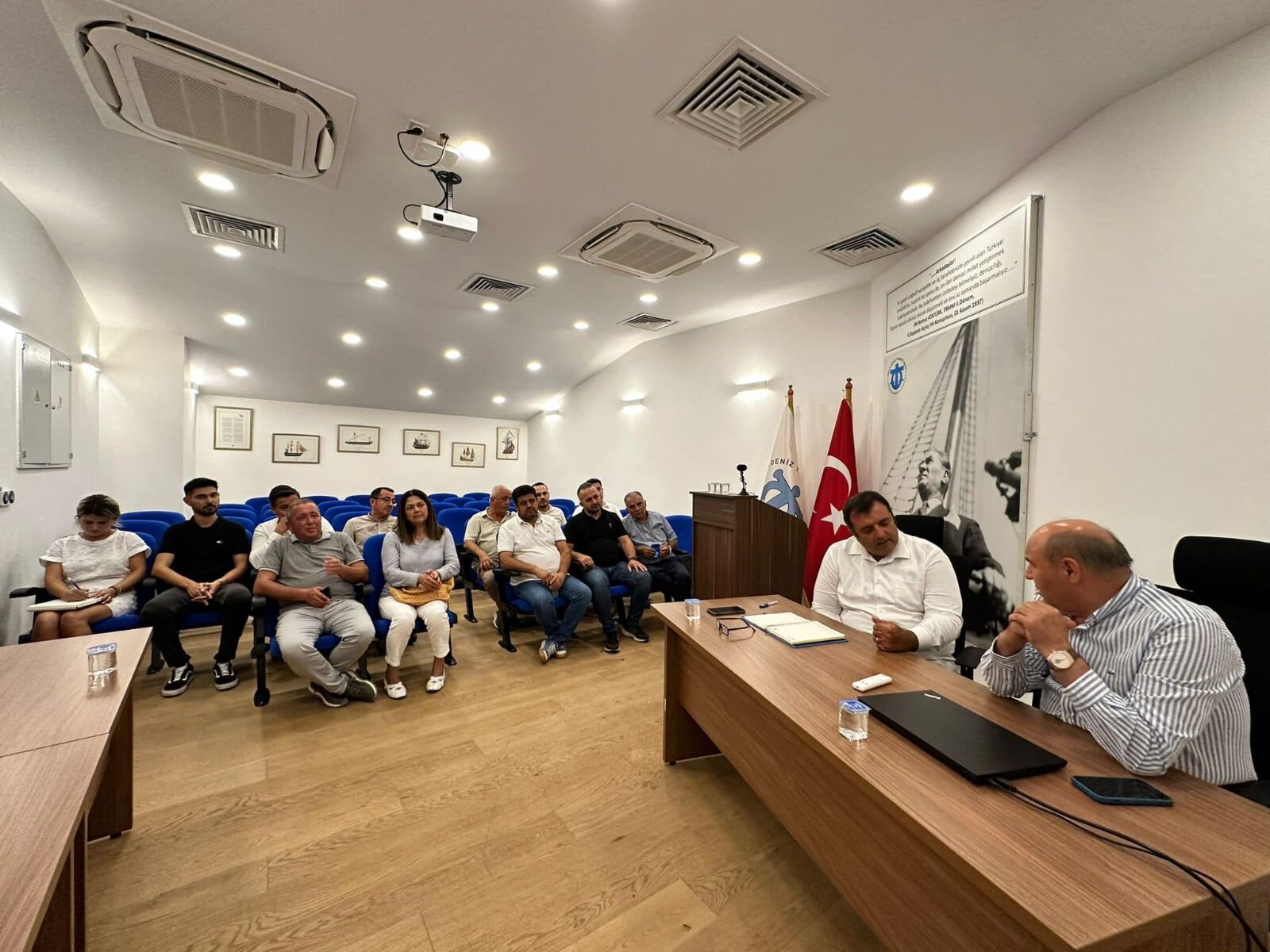 Milletvekili Otgöz, Fethiye’de Meslek Odalarını Ziyaret Etti
