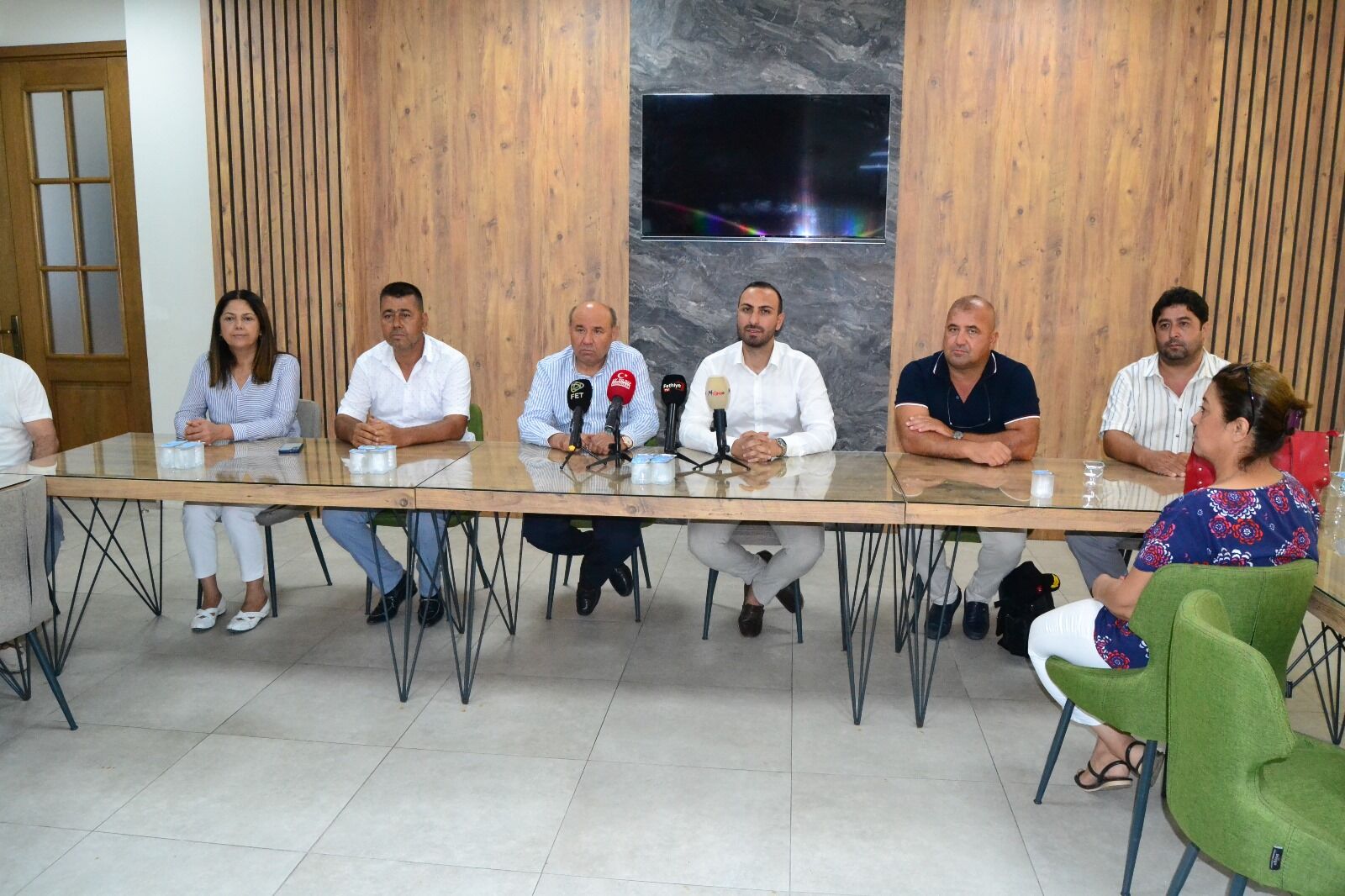 Milletvekili Otgöz, Muhtarlarla Bir Araya Geldi