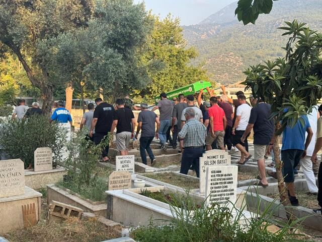 Minik Asil Kemal, Gözyaşlarıyla Son Yolculuğuna Uğurlandı