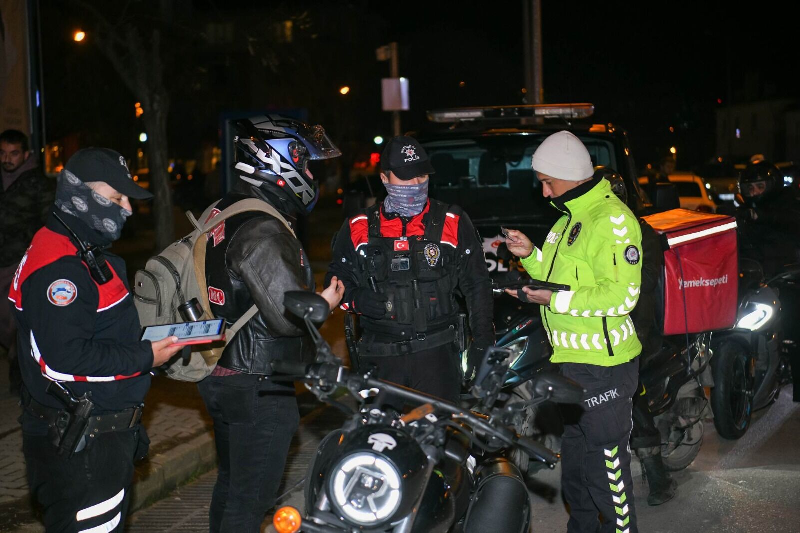 Motosiklet Denetimlerinde 71 Sürücüye Ceza Kesildi