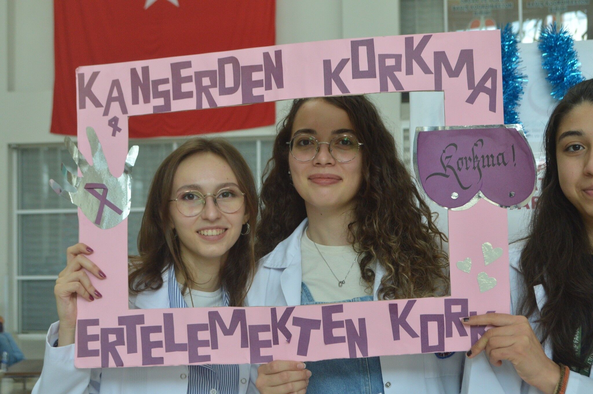 Gönüllü Öğrencilerden Prostat Ve Meme Kanseri Farkındalık Etkinliği
