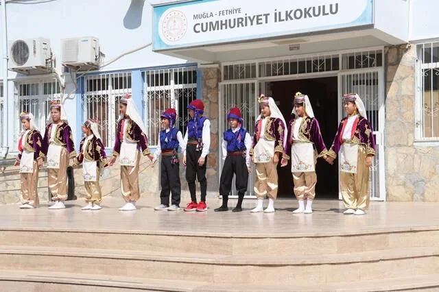Müdür Kaya, “2 Bin 500 Öğretmen Ve 32 Bin Öğrenci Sınıflarda Yerini Aldı”