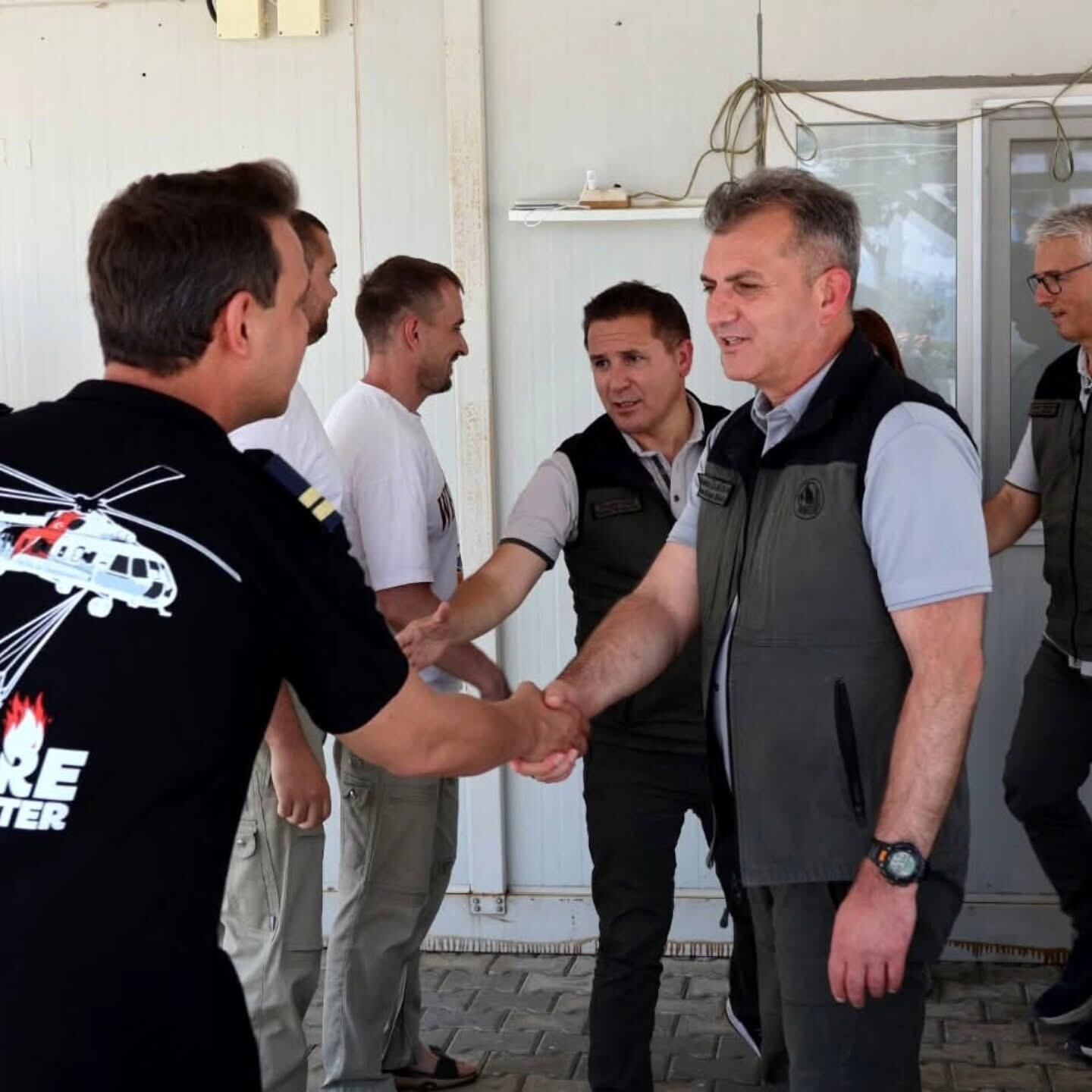 Muğla Bölge Müdürü Mustafa Ülküdür’den Fethiye’de Helikopter Ekibine Ziyaret