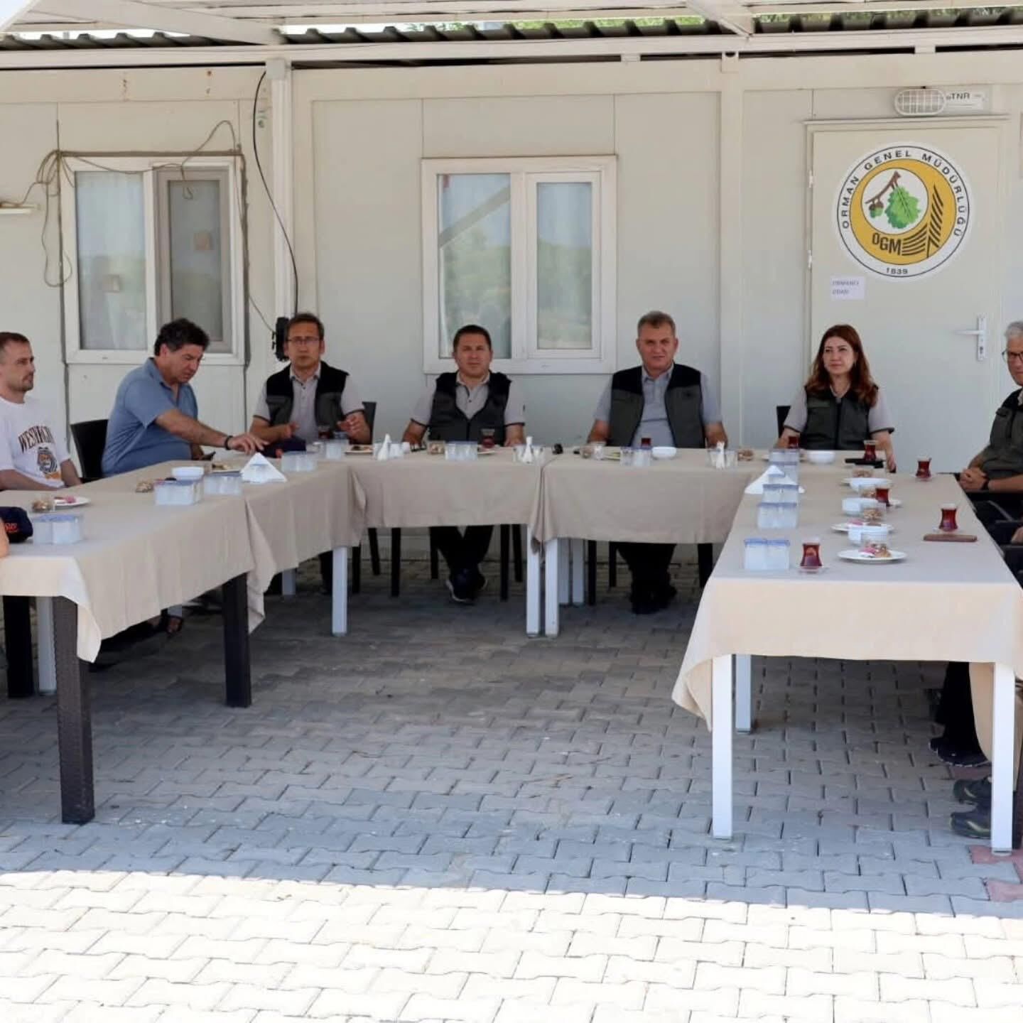 Muğla Bölge Müdürü Mustafa Ülküdür’den Fethiye’de Helikopter Ekibine Ziyaret