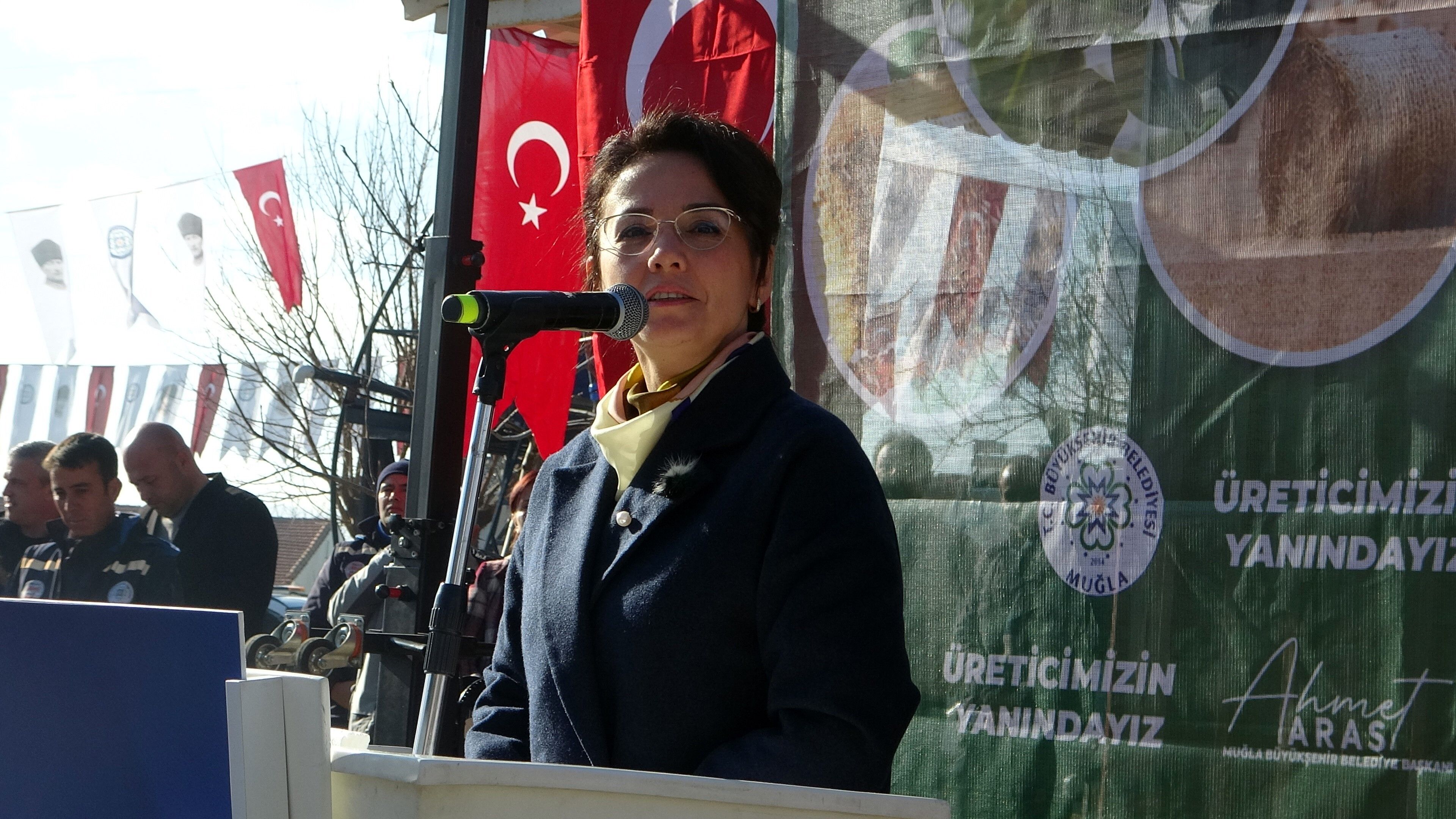 Muğla Büyükşehir Belediyesi, 110 Bin Fidan Dağıttı