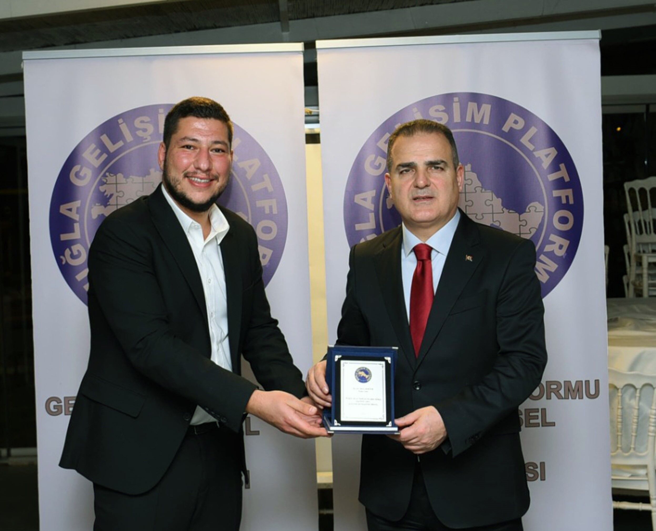 Muğla Gelişim Platformu, Projelerini Vali Akbıyık’a Anlattı