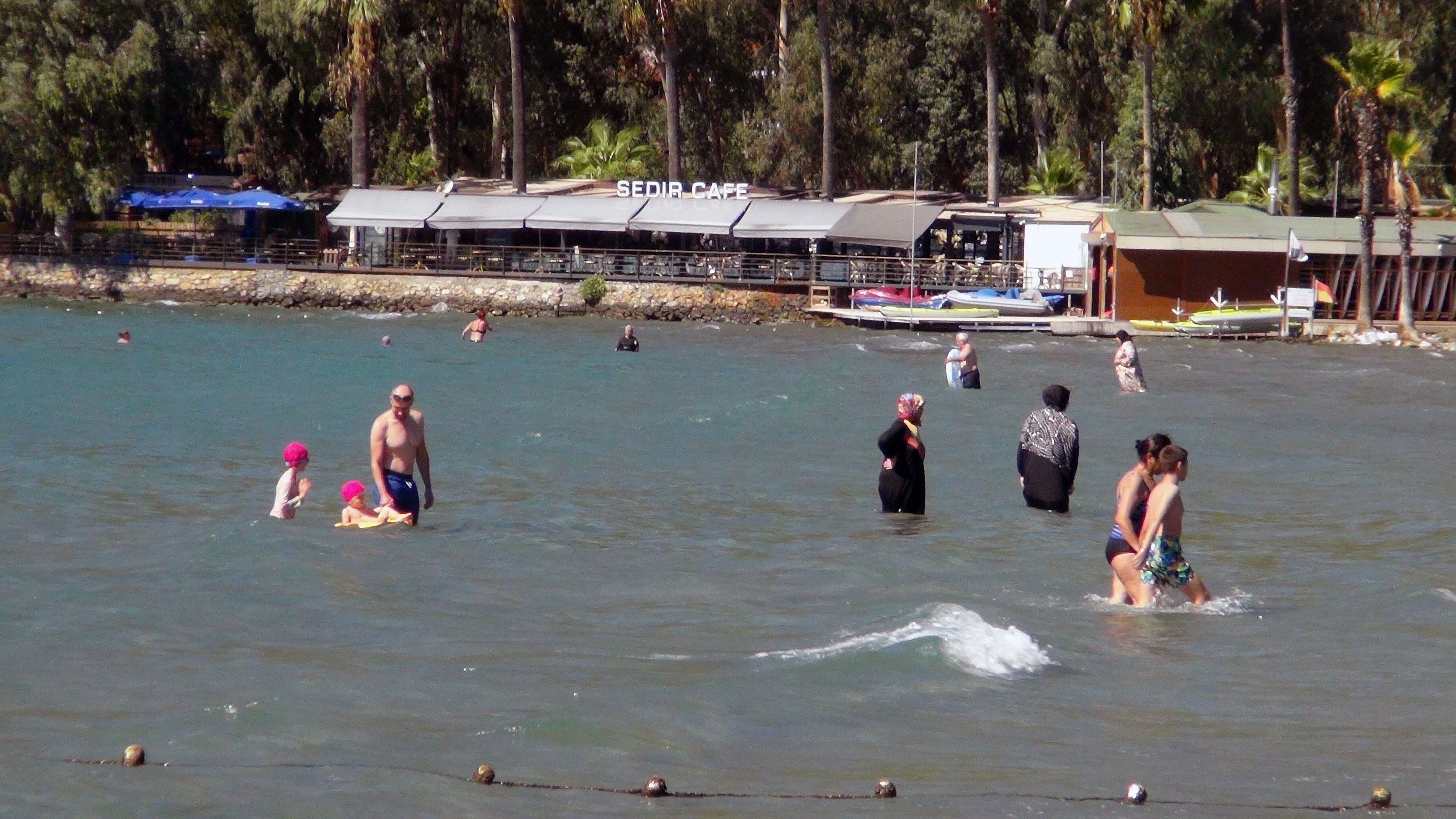 Muğla’da Deniz, Kum, Güneş Keyfi