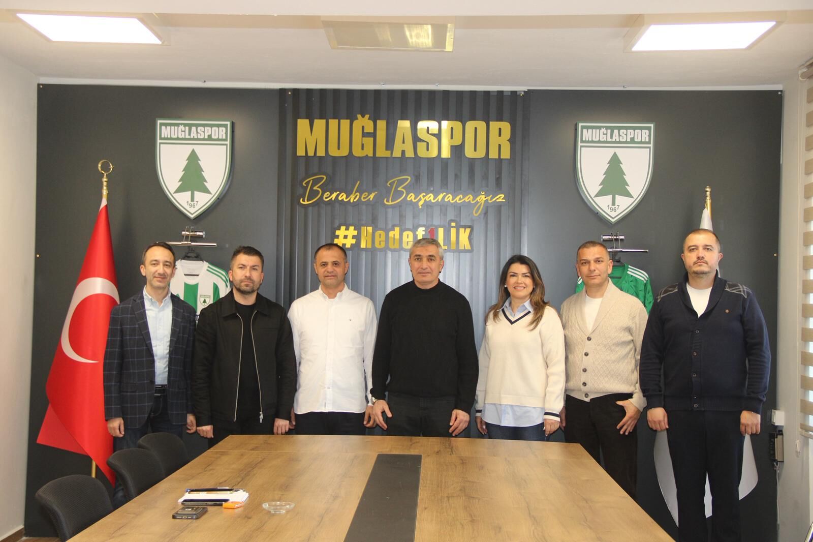 Muğlaspor’da Teknik Direktör Mustafa Sarıgül İmzayı Attı
