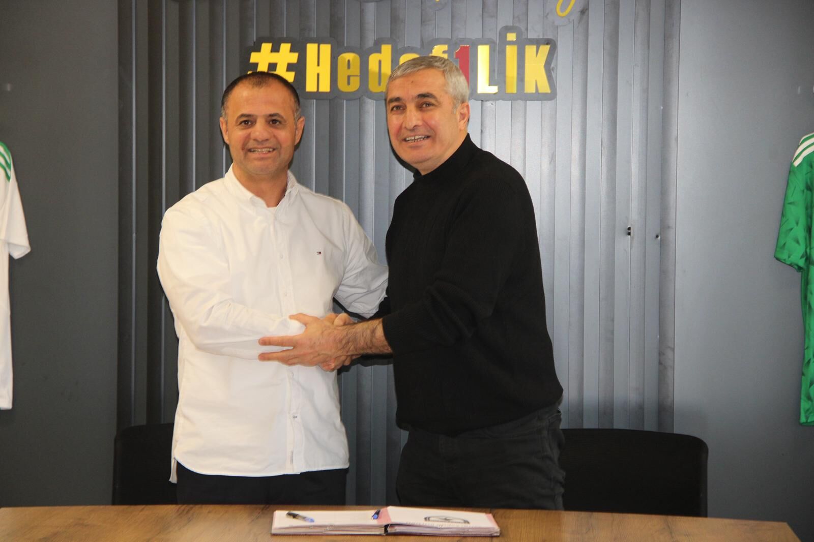 Muğlaspor’da Teknik Direktör Mustafa Sarıgül İmzayı Attı