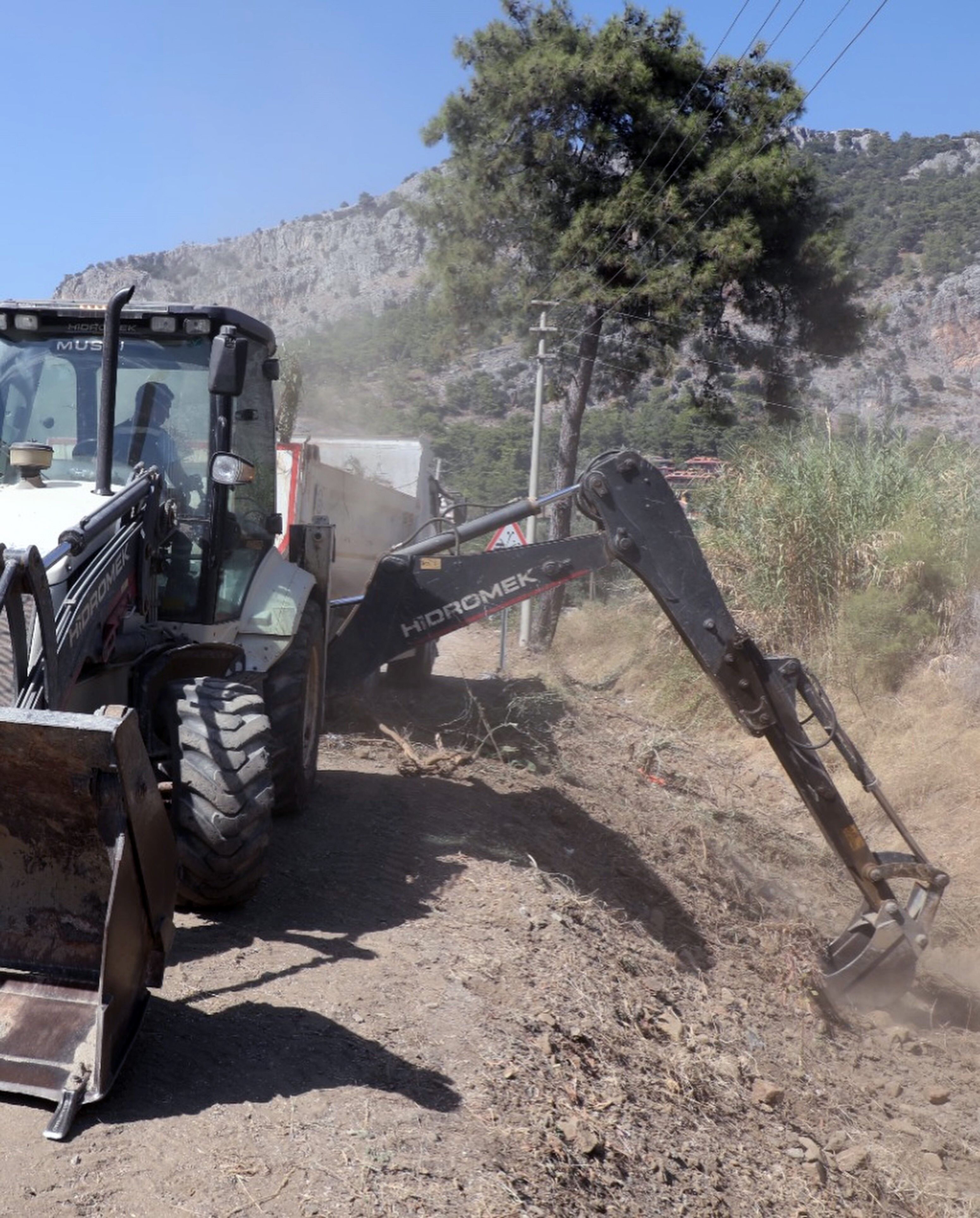 MUSKİ Fethiye’de 71,5 Kilometre Dere Temizliği Yaptı