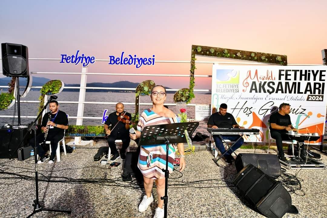 Müzikli Fethiye Akşamları Coşkusu
